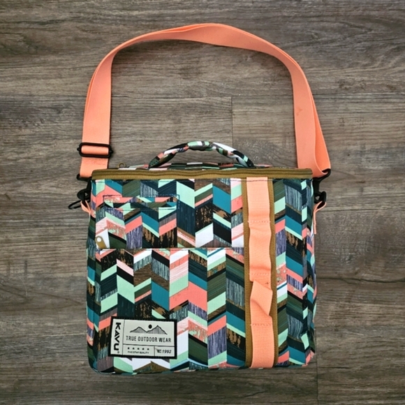 Kavu Handbags - Kavu Chevron Lunchbox/Cooler